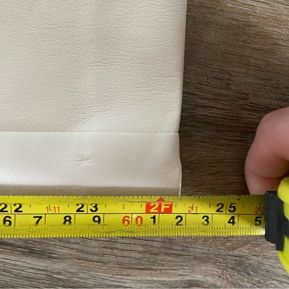 Babaton faux leather pants - Picture 2 of 8